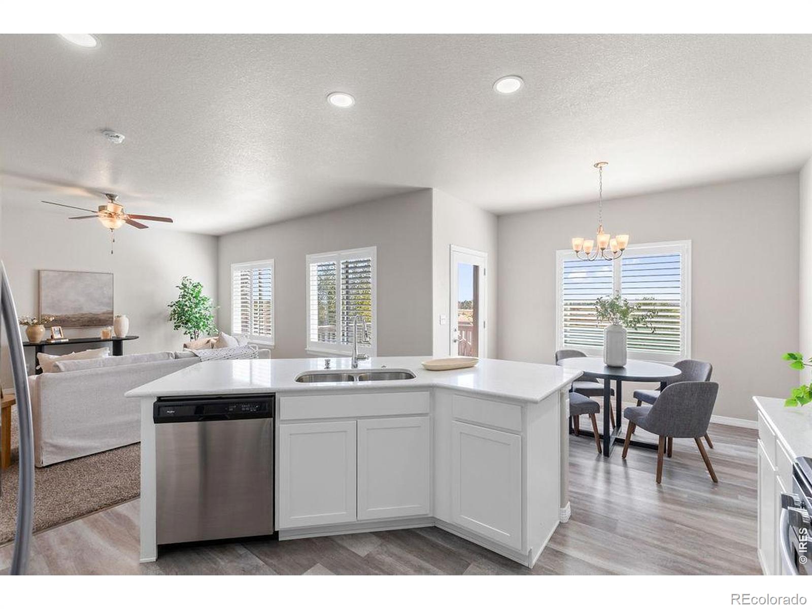 MLS Image #11 for 1555  corby drive,windsor, Colorado