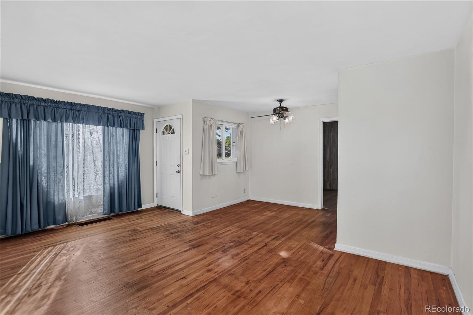 MLS Image #2 for 1133  kingston street,aurora, Colorado