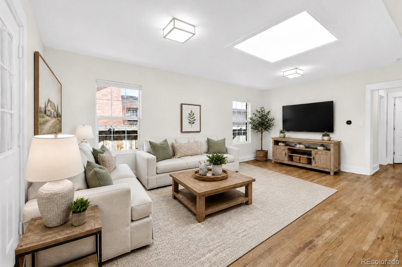 MLS Image #15 for 2164 s lincoln street,denver, Colorado