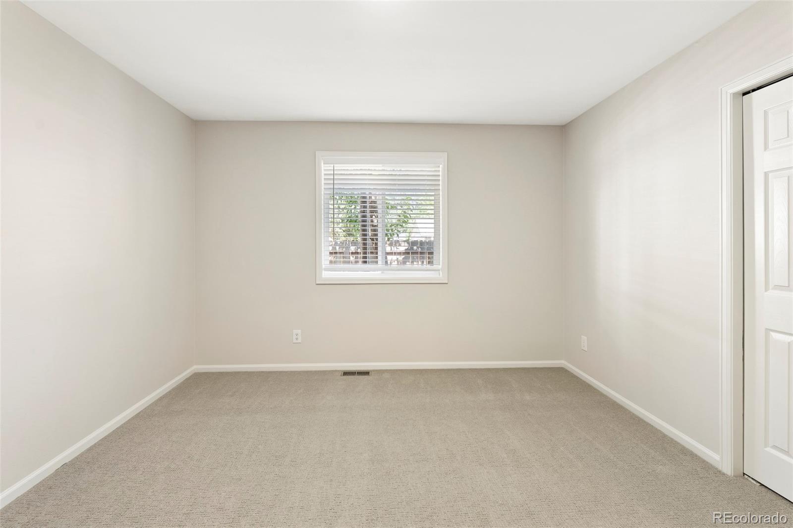 MLS Image #21 for 818  baker street,longmont, Colorado