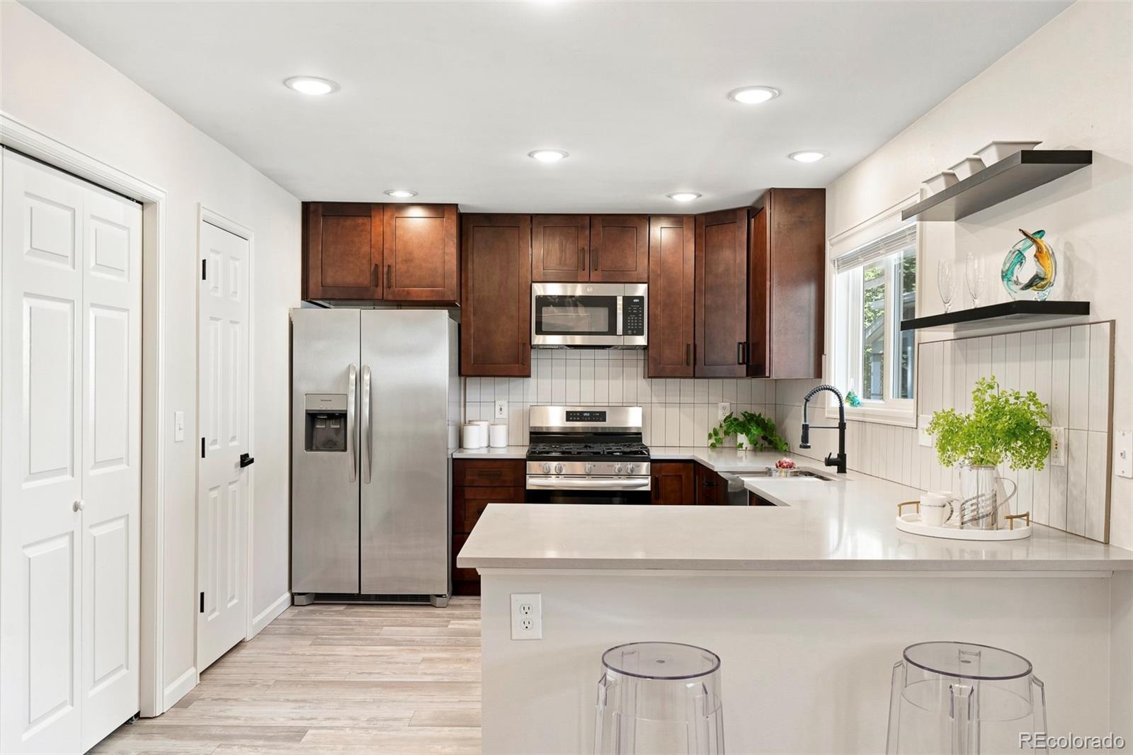 MLS Image #7 for 818  baker street,longmont, Colorado