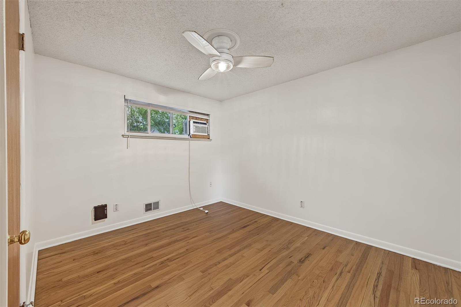 MLS Image #29 for 3540 s corona street,englewood, Colorado