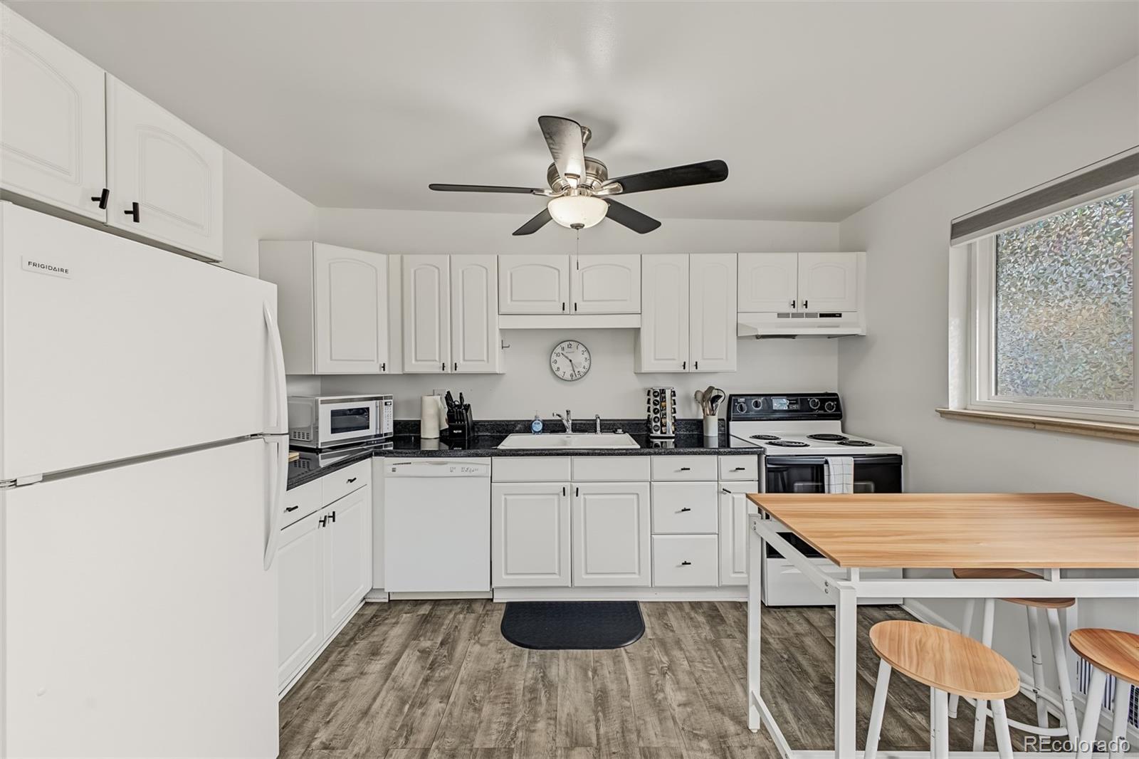 MLS Image #9 for 3540 s corona street,englewood, Colorado