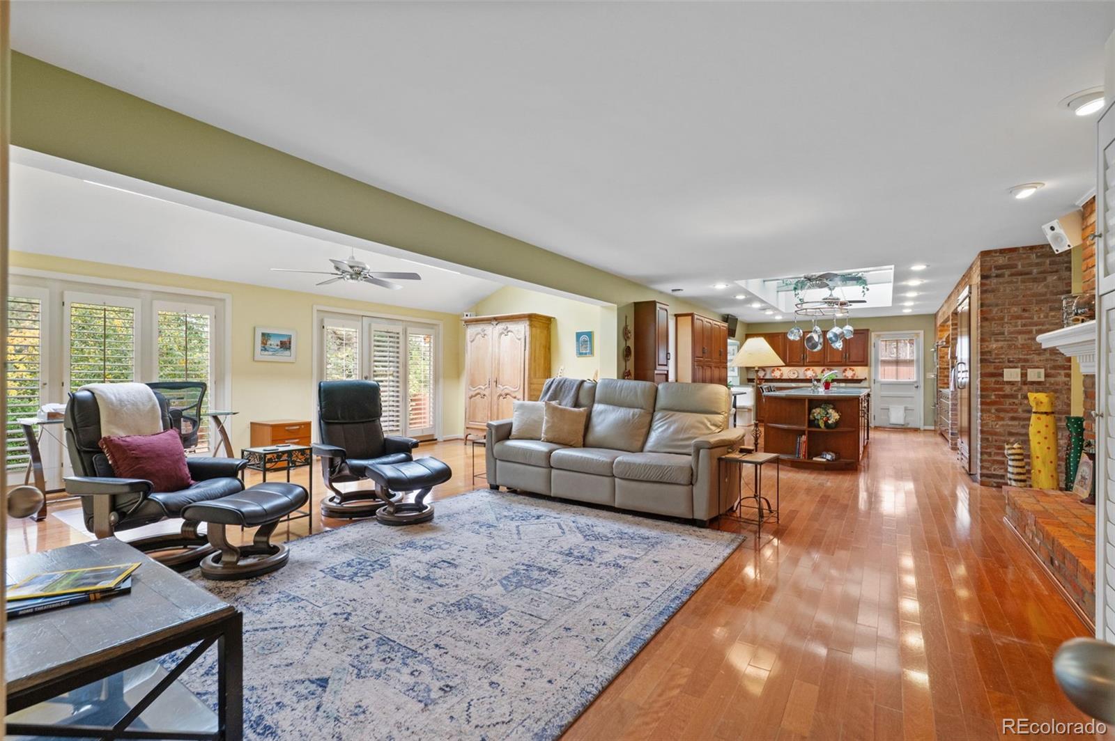 MLS Image #20 for 3895 s poplar street,denver, Colorado