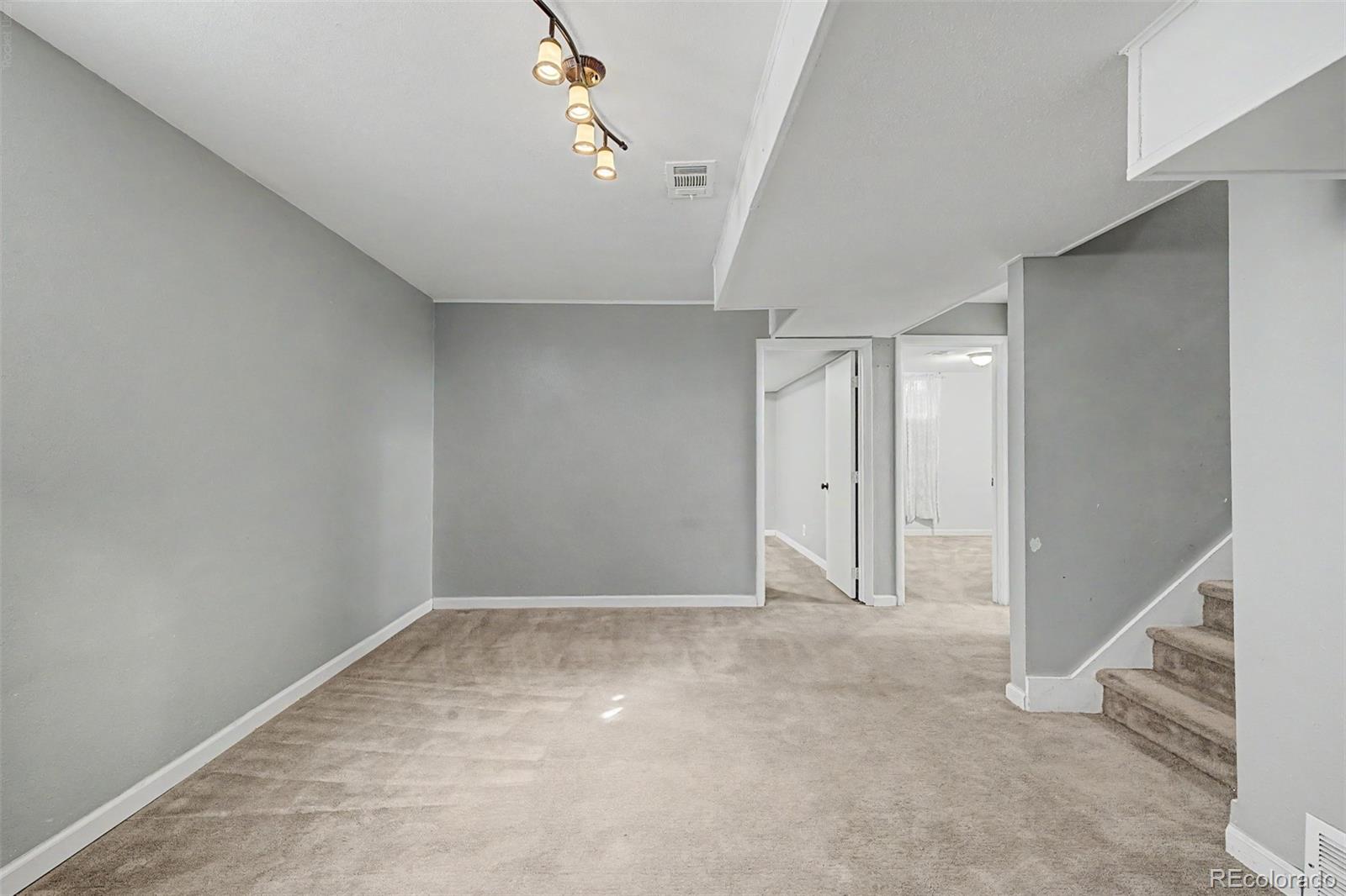 MLS Image #10 for 7622  shoshone street,denver, Colorado