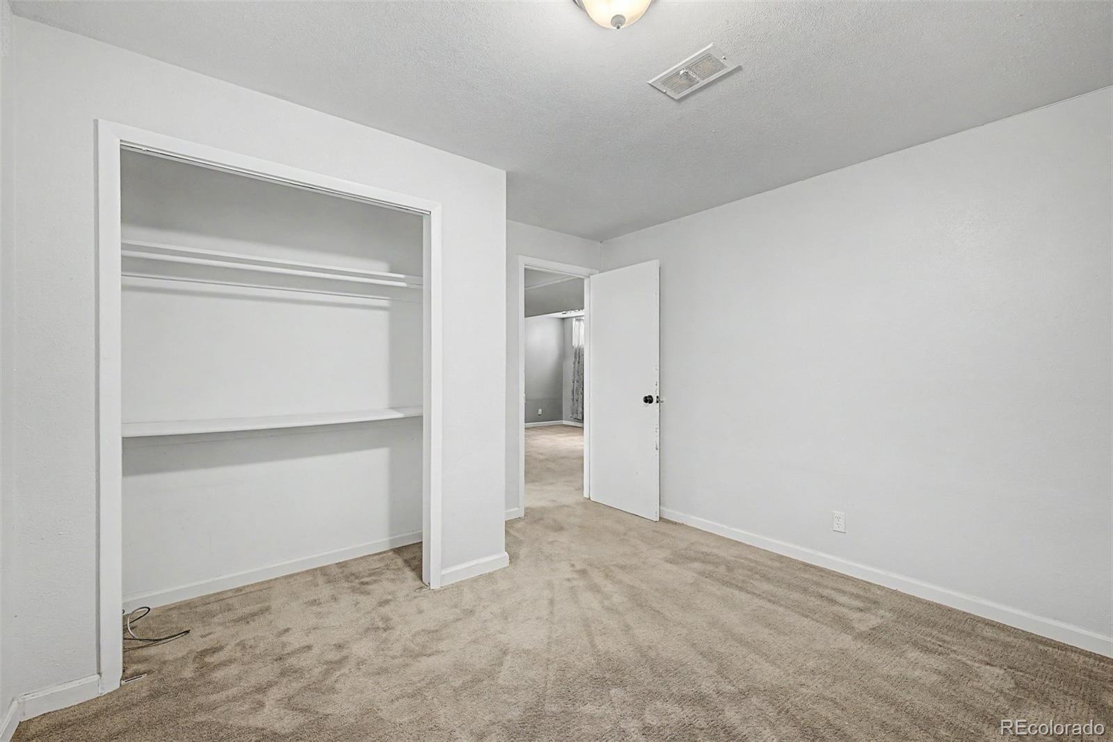 MLS Image #14 for 7622  shoshone street,denver, Colorado