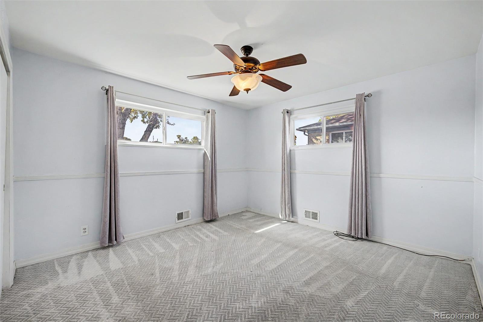 MLS Image #4 for 7622  shoshone street,denver, Colorado