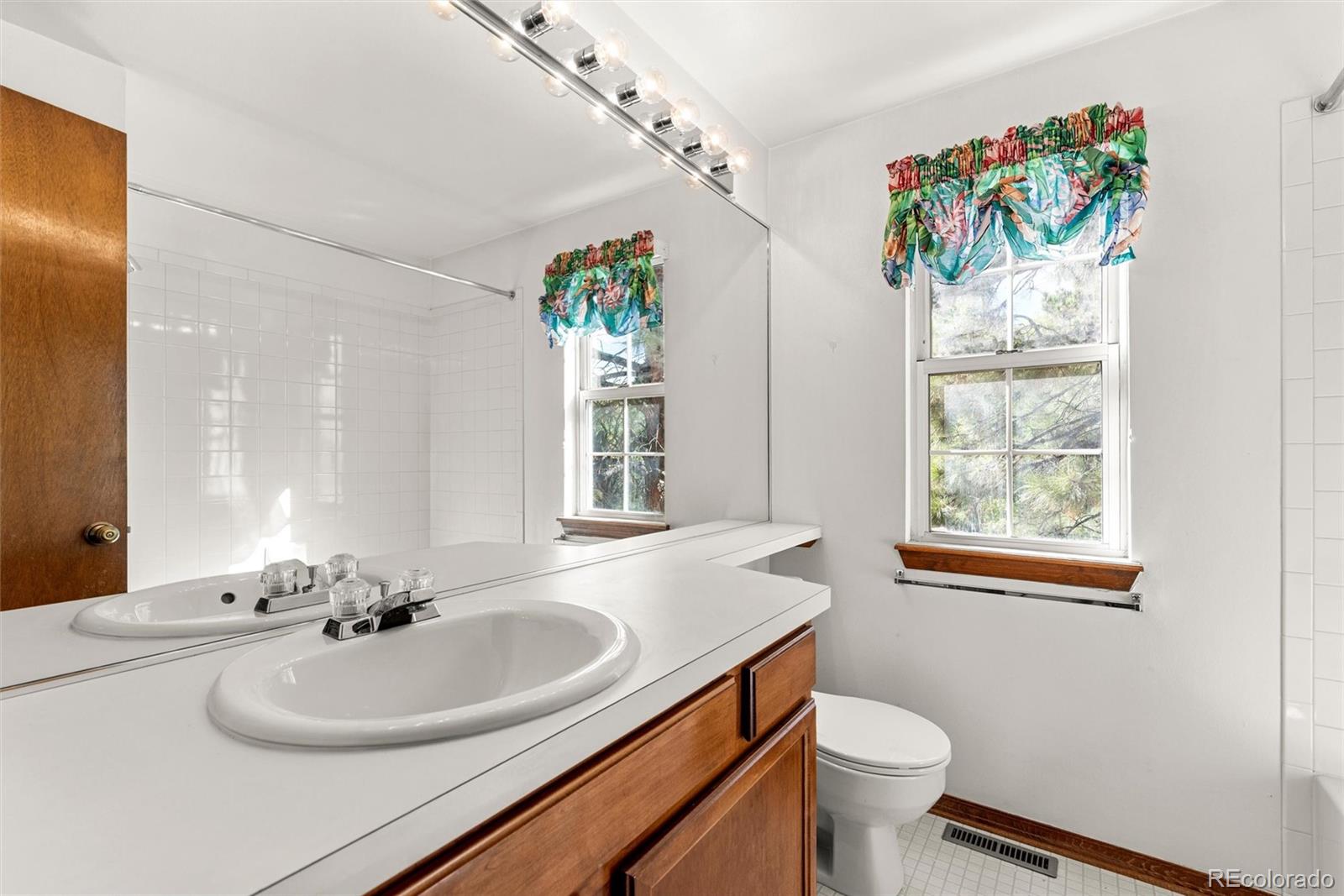 MLS Image #15 for 9908  grove way,westminster, Colorado