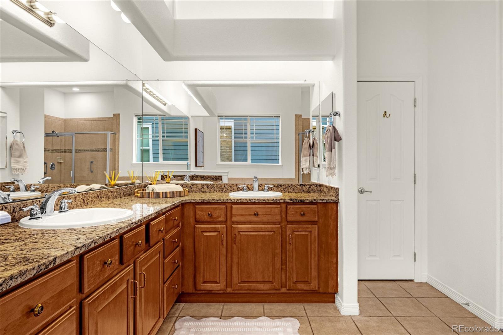 MLS Image #22 for 6240 s newbern way,aurora, Colorado