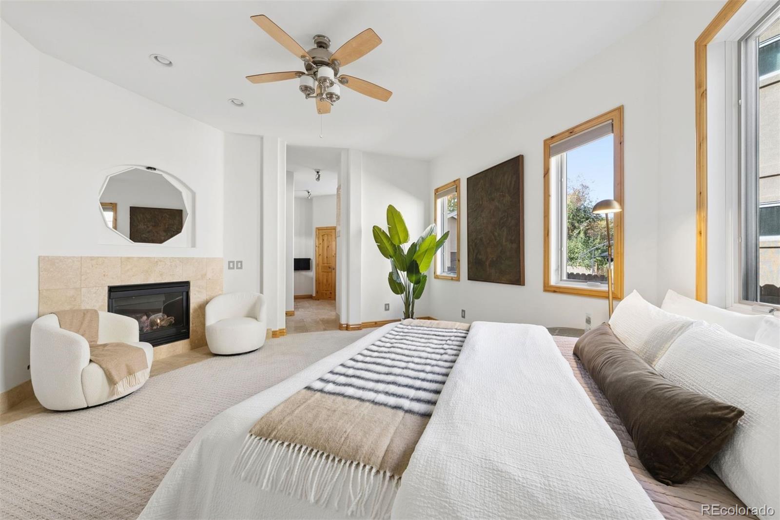 MLS Image #18 for 2895 s cook street,denver, Colorado
