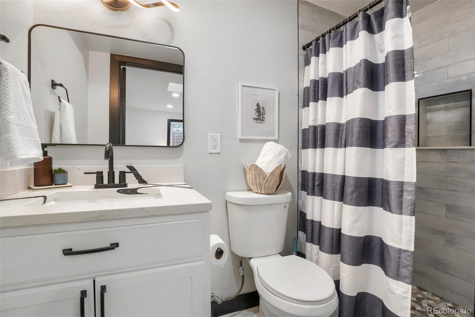 MLS Image #12 for 1575 s zenobia street,denver, Colorado