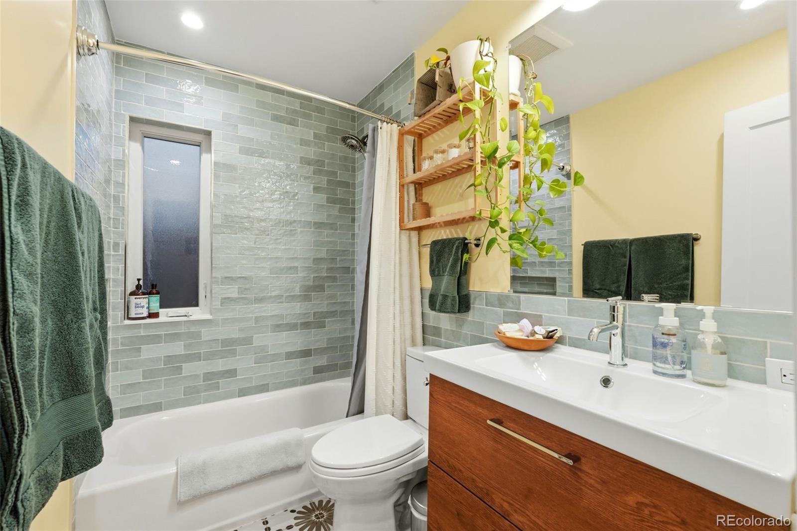 MLS Image #31 for 625  martin street,longmont, Colorado