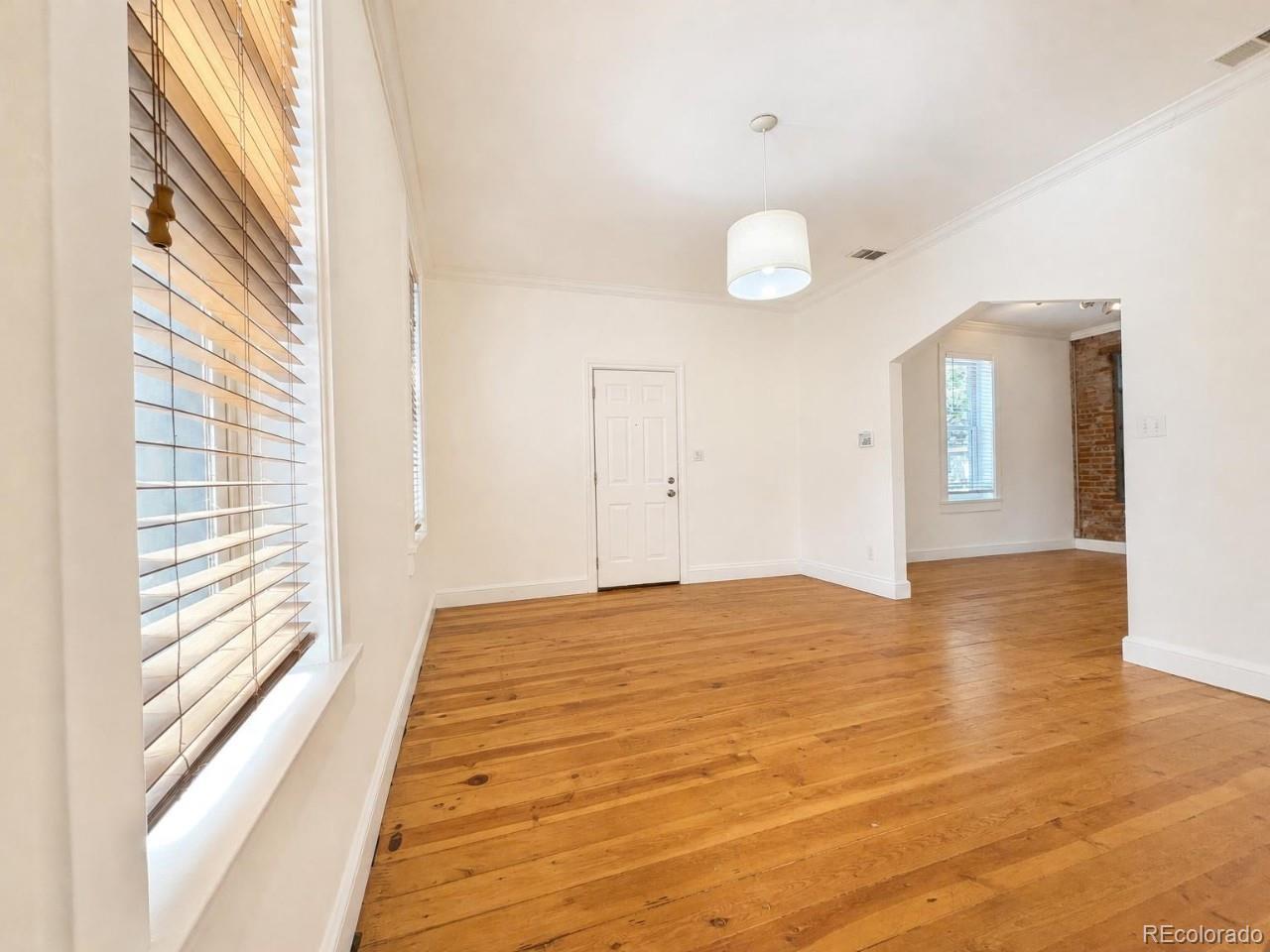 MLS Image #5 for 819 e 25th avenue,denver, Colorado