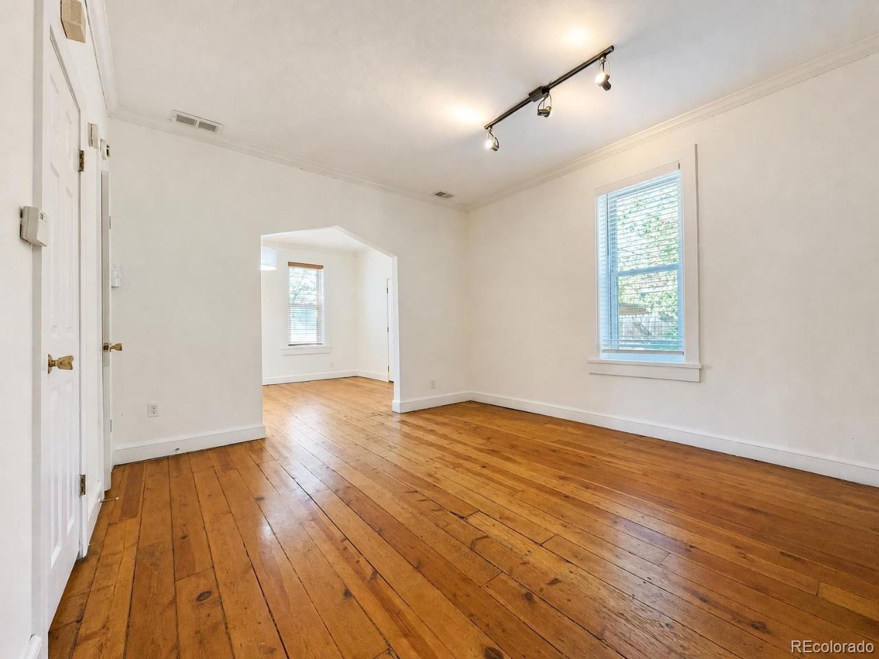 MLS Image #6 for 819 e 25th avenue,denver, Colorado