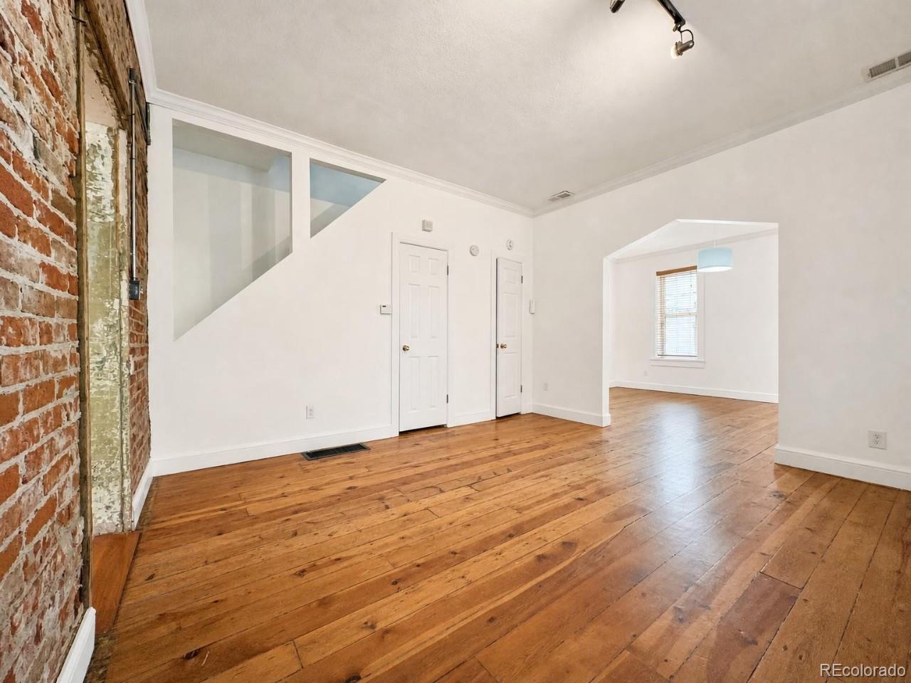 MLS Image #7 for 819 e 25th avenue,denver, Colorado