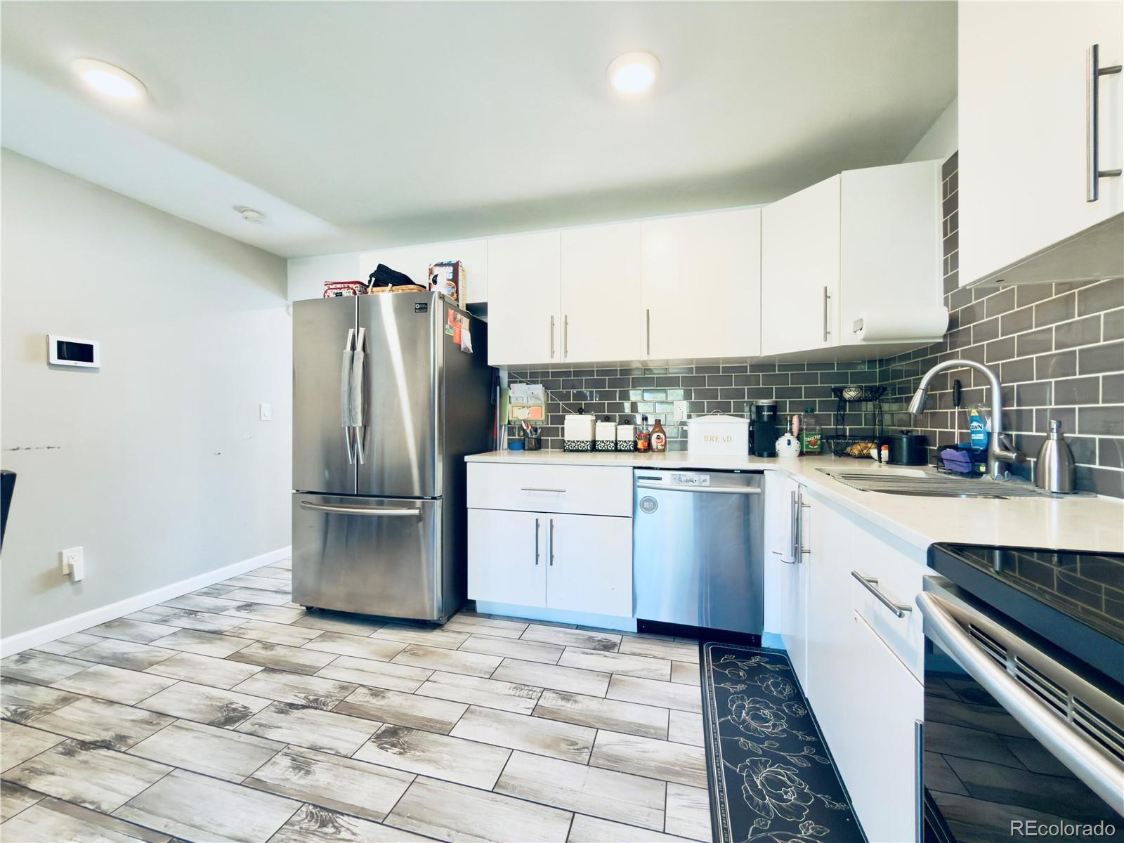 MLS Image #6 for 2879 s memphis street,aurora, Colorado