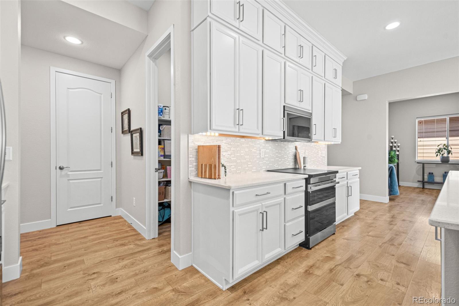 MLS Image #8 for 17720 w 94 drive,arvada, Colorado