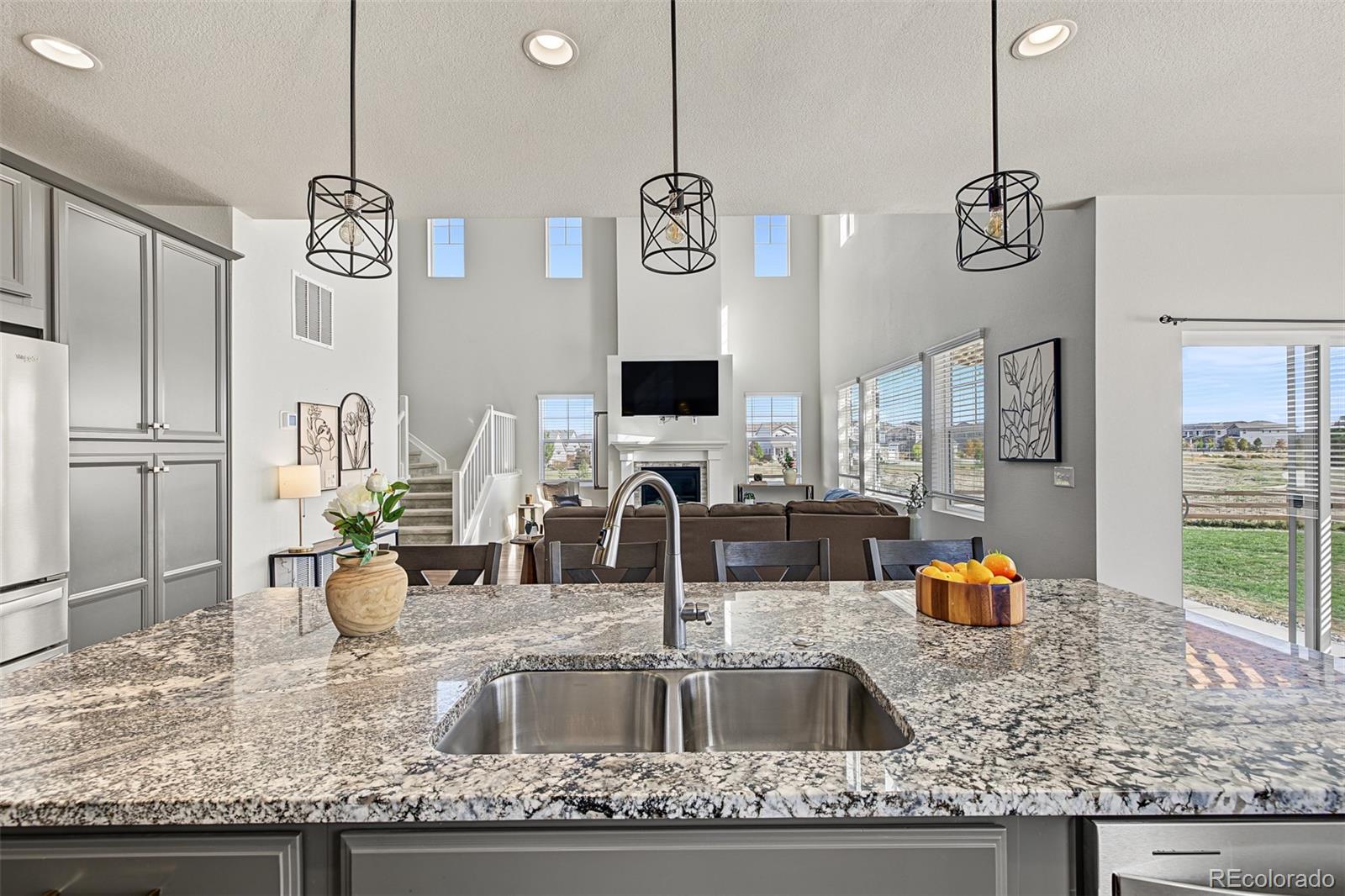 MLS Image #15 for 26074 e 1st place,aurora, Colorado