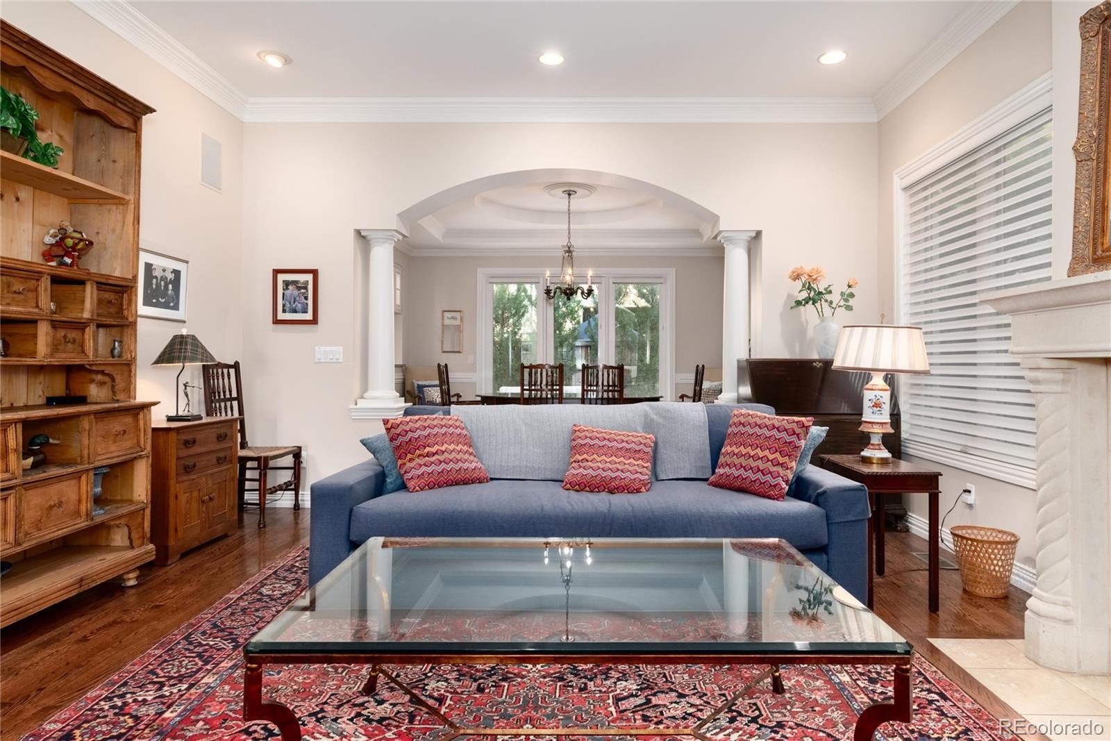 MLS Image #10 for 106 s university boulevard,denver, Colorado