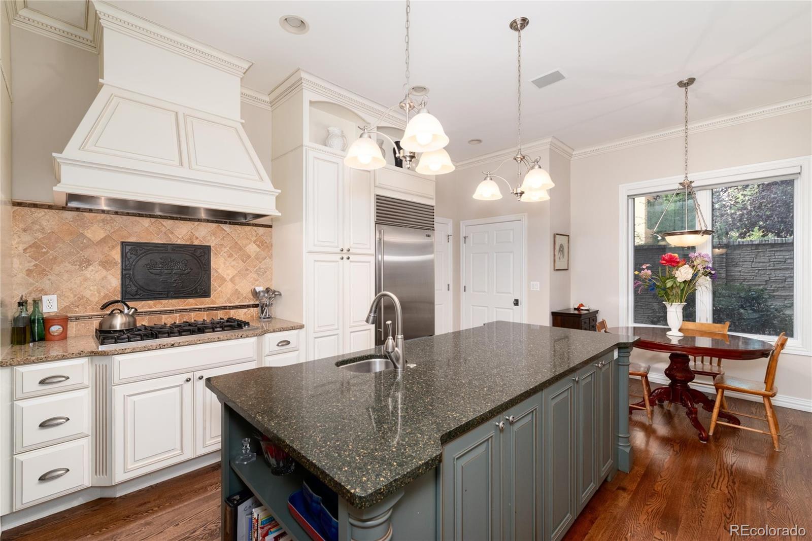 MLS Image #20 for 106 s university boulevard,denver, Colorado