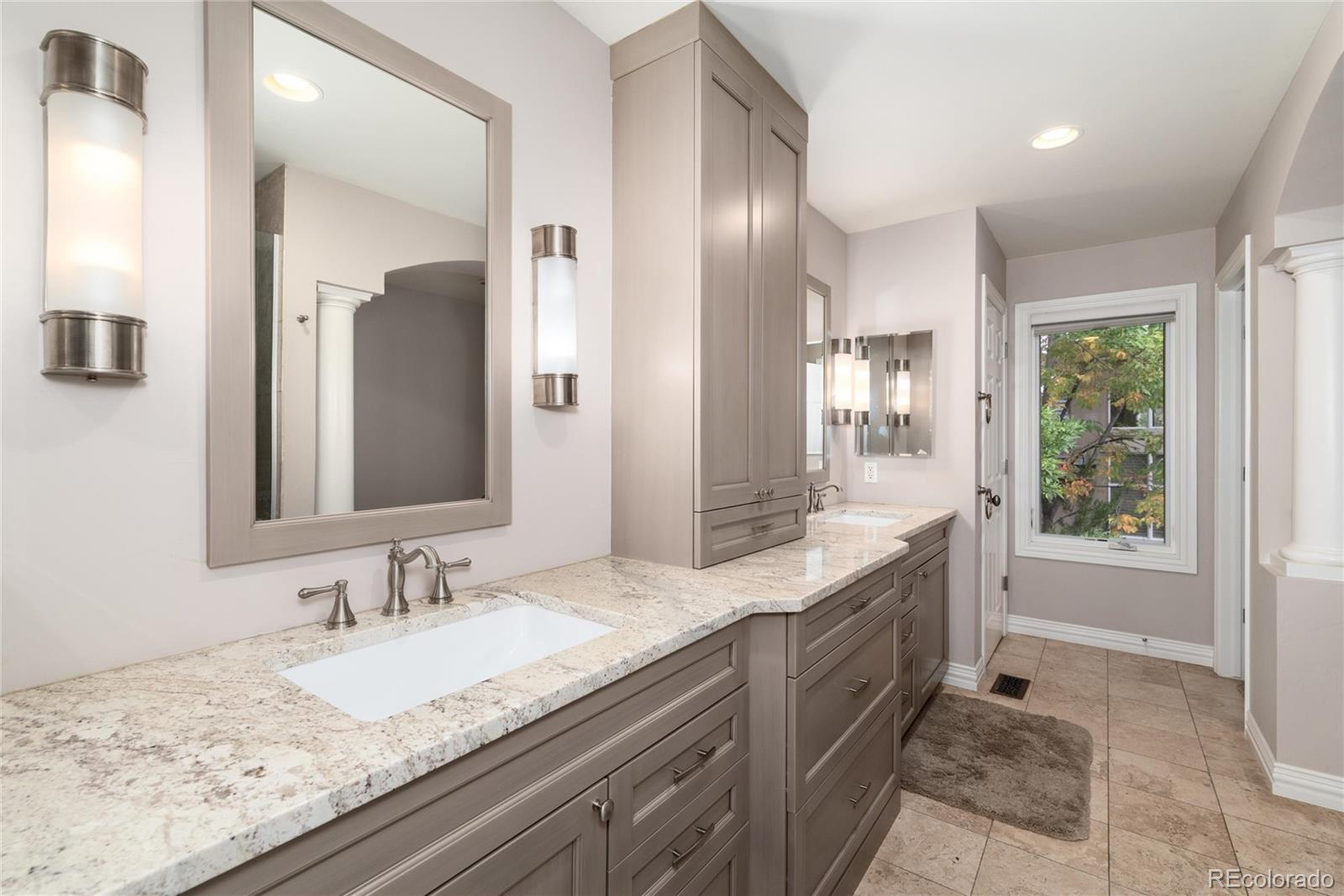 MLS Image #31 for 106 s university boulevard,denver, Colorado