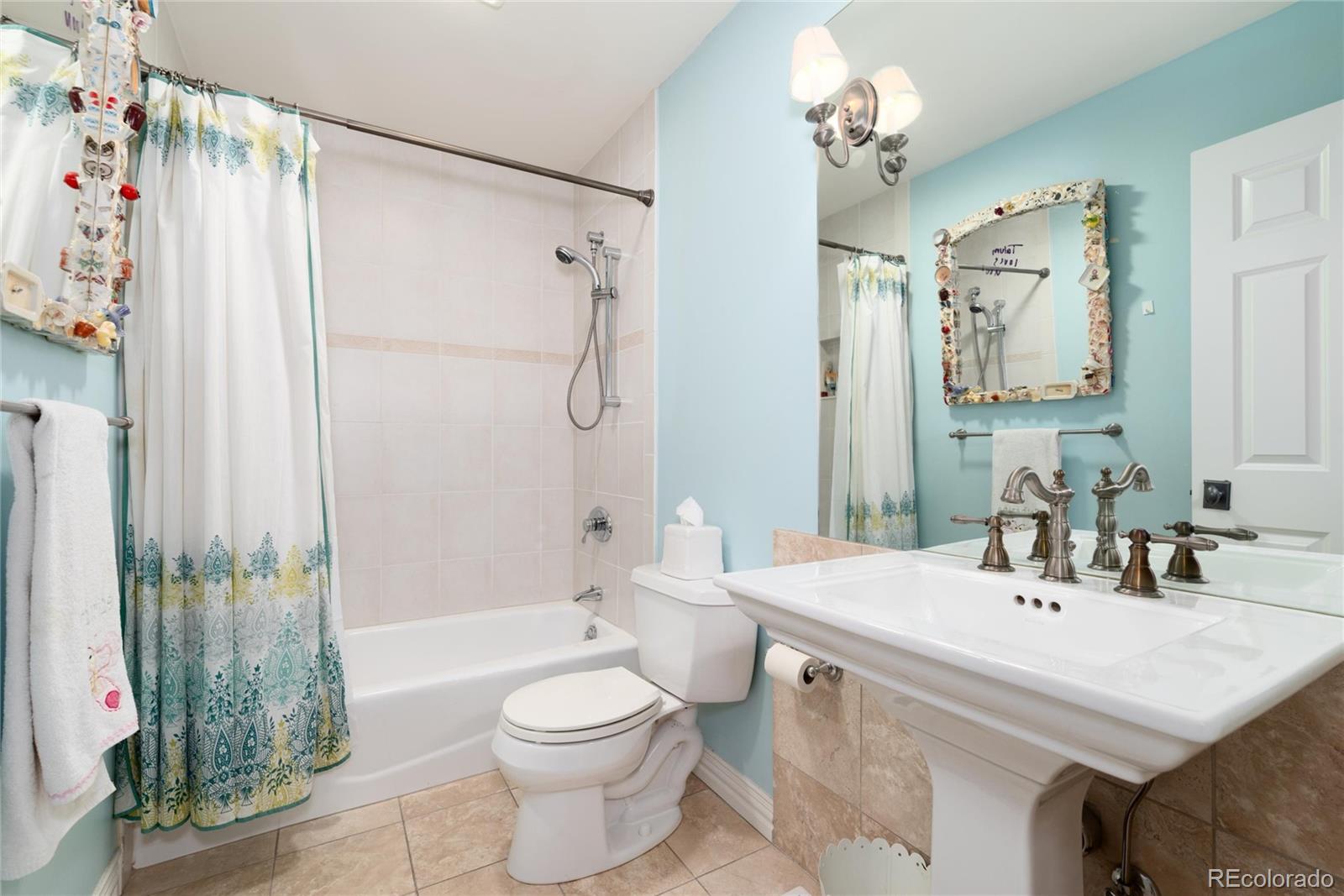 MLS Image #40 for 106 s university boulevard,denver, Colorado