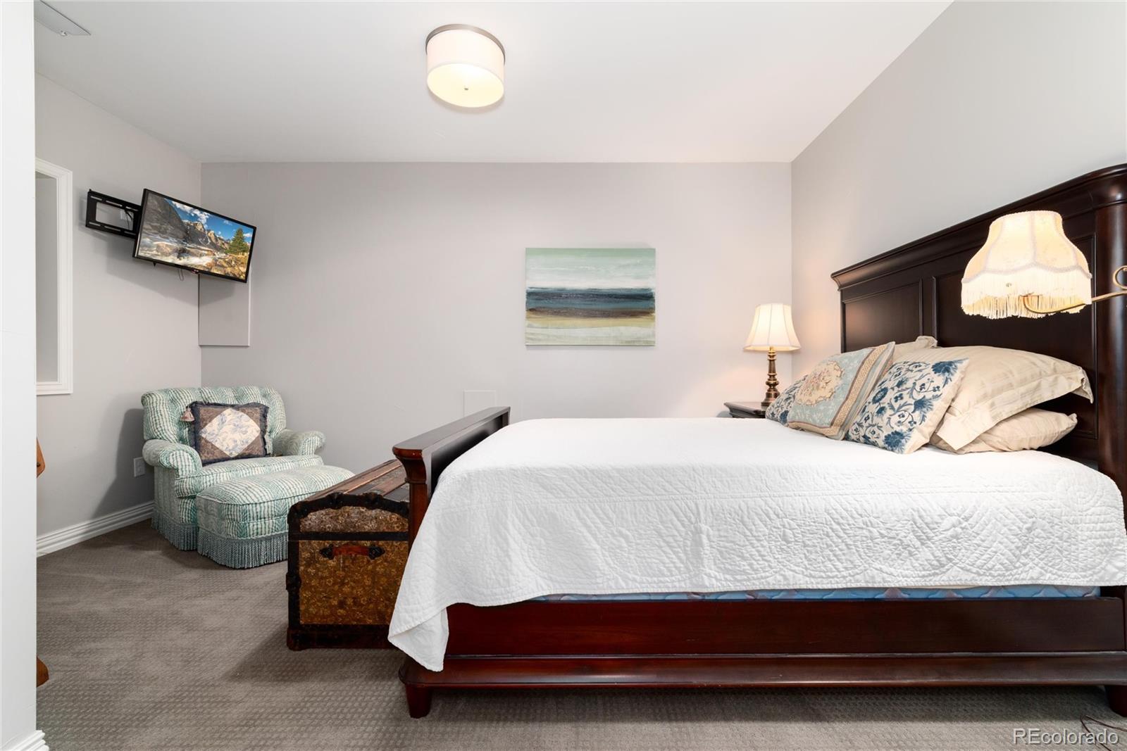 MLS Image #43 for 106 s university boulevard,denver, Colorado