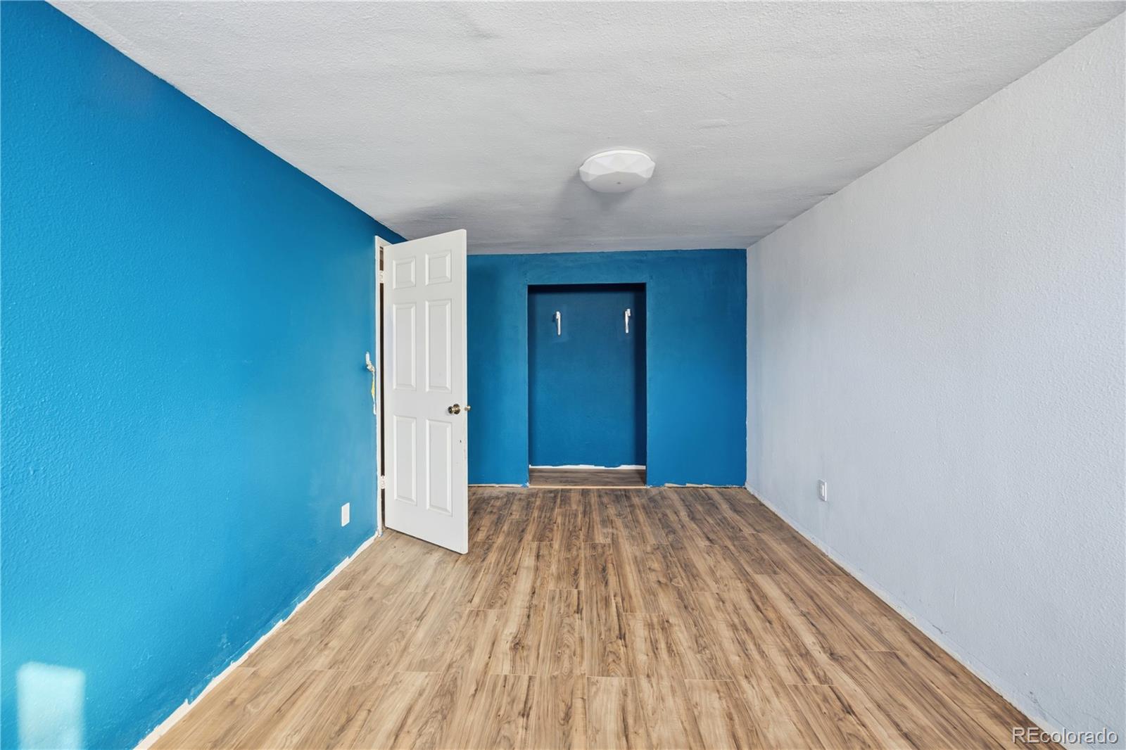 MLS Image #14 for 1000  perry street,denver, Colorado