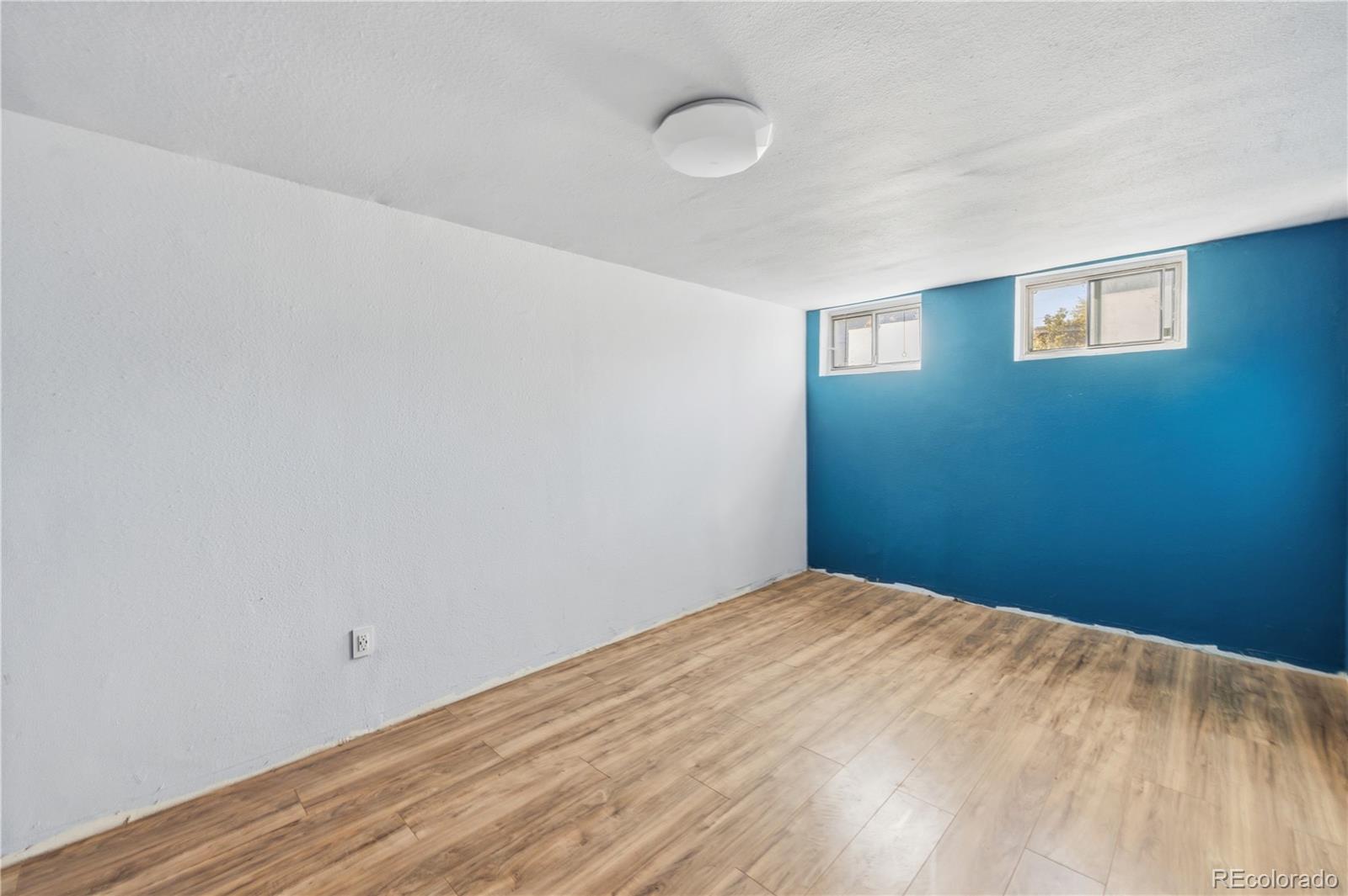 MLS Image #15 for 1000  perry street,denver, Colorado