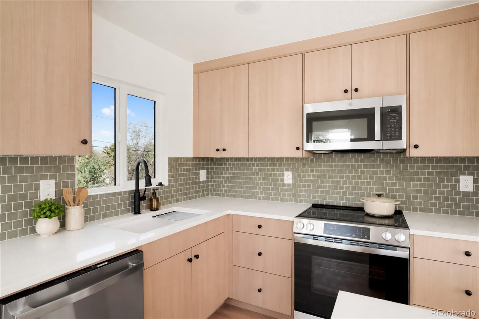 MLS Image #12 for 4565 w exposition avenue,denver, Colorado