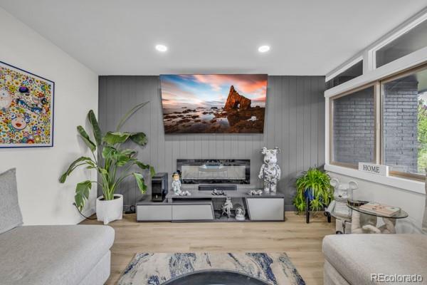 MLS Image #4 for 7092 w 4 th avenue,lakewood, Colorado