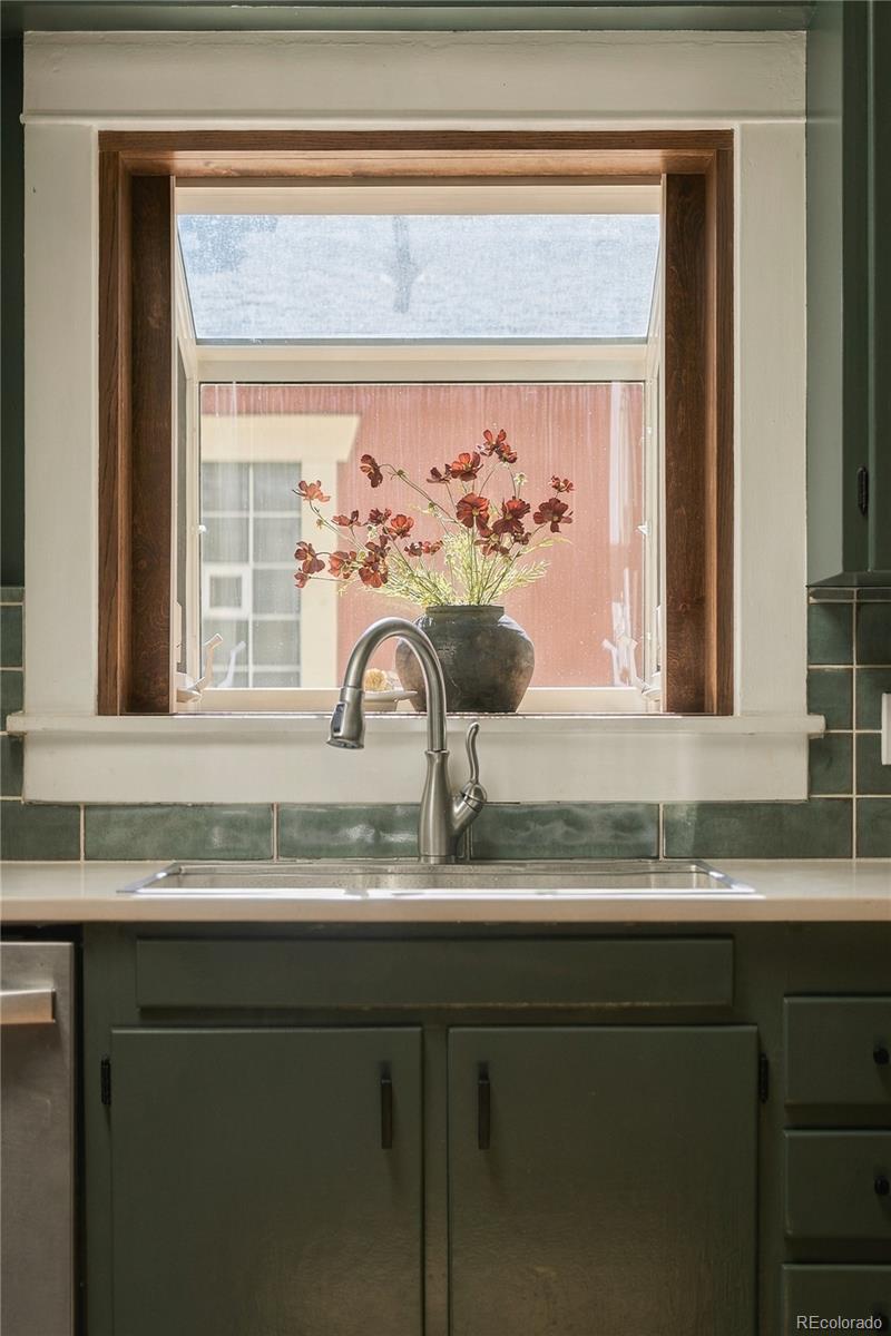 MLS Image #14 for 2237 s emerson street,denver, Colorado