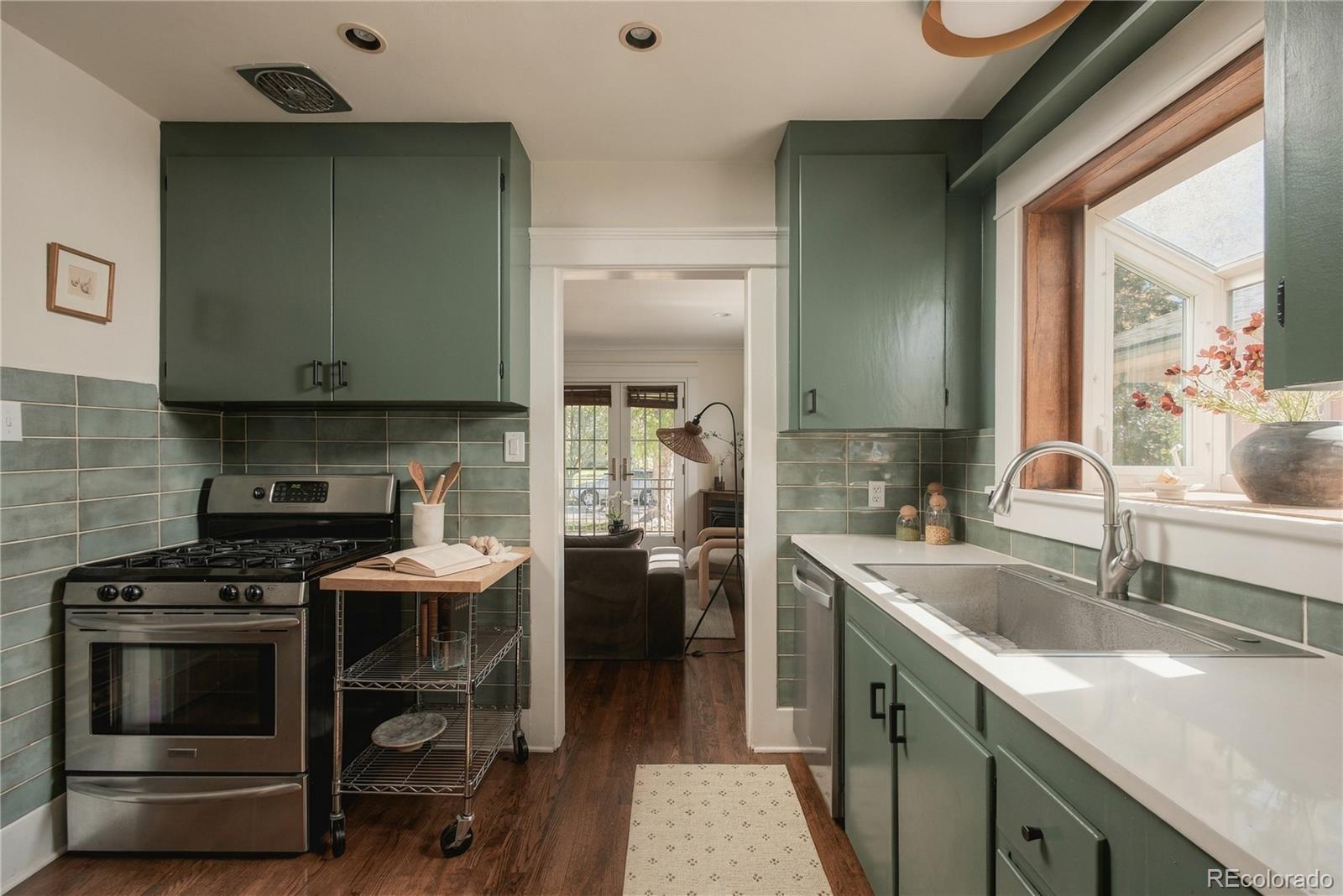 MLS Image #17 for 2237 s emerson street,denver, Colorado