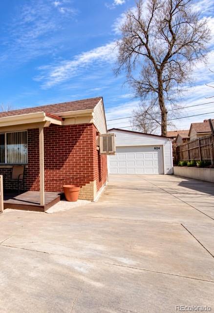MLS Image #3 for 624  wolff street,denver, Colorado