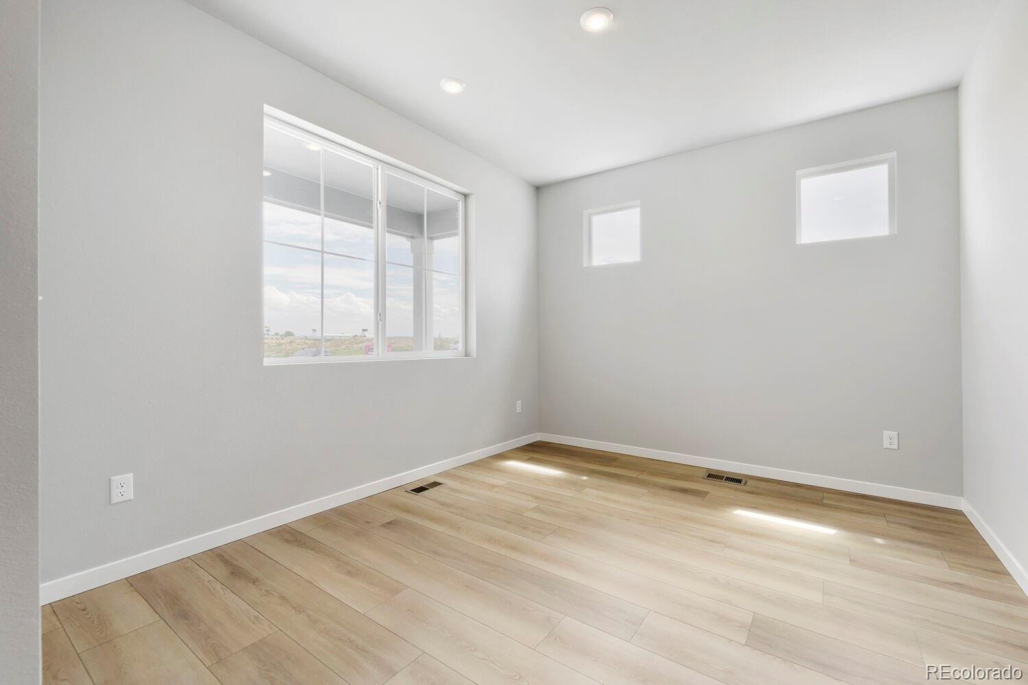 MLS Image #15 for 46515  sunrise court,bennett, Colorado