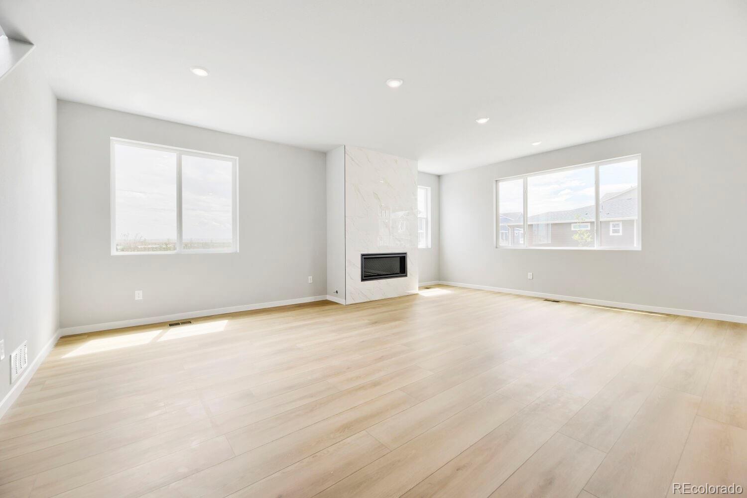 MLS Image #7 for 46515  sunrise court,bennett, Colorado