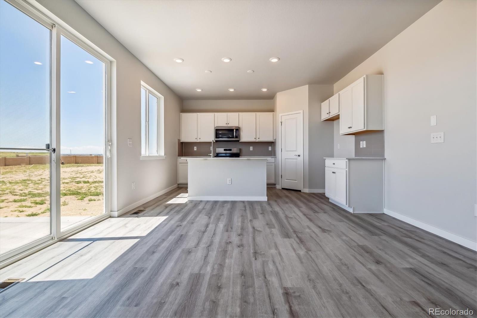 MLS Image #10 for 20255 e 58th place,aurora, Colorado