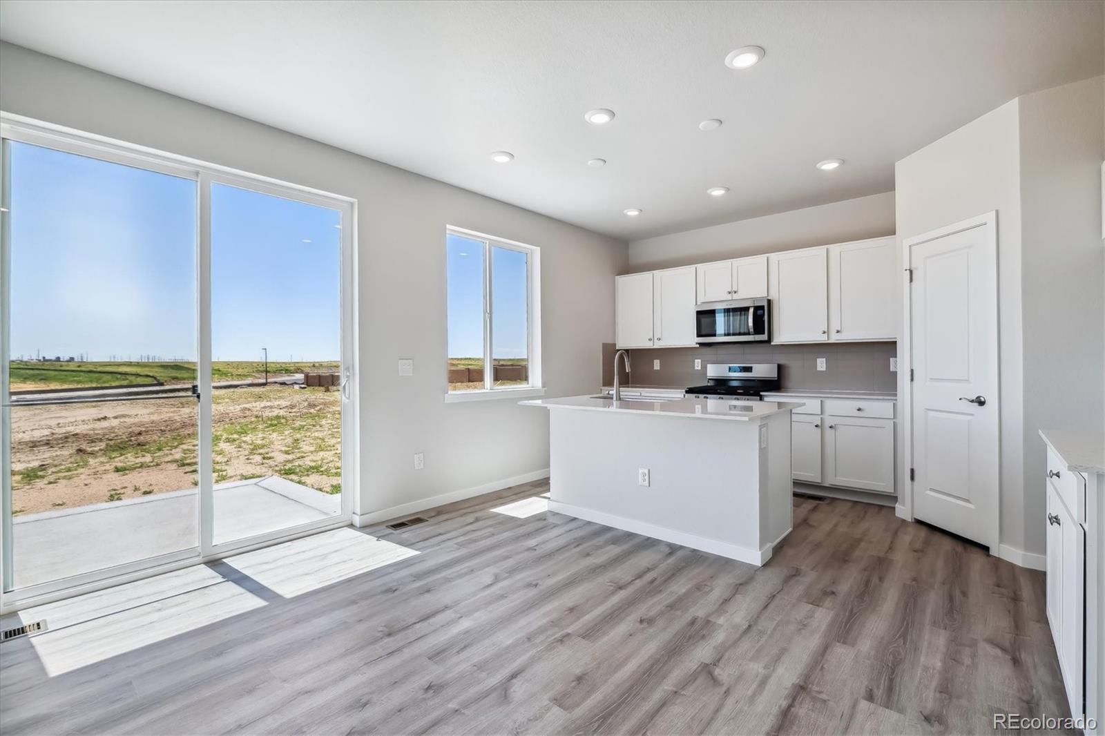 MLS Image #15 for 20255 e 58th place,aurora, Colorado
