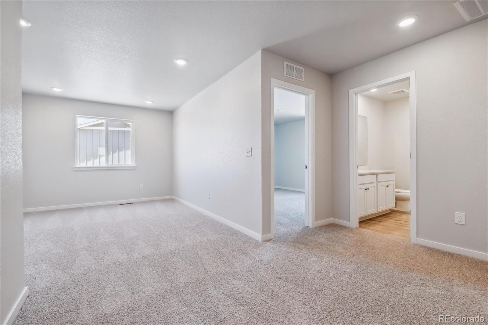 MLS Image #16 for 20255 e 58th place,aurora, Colorado