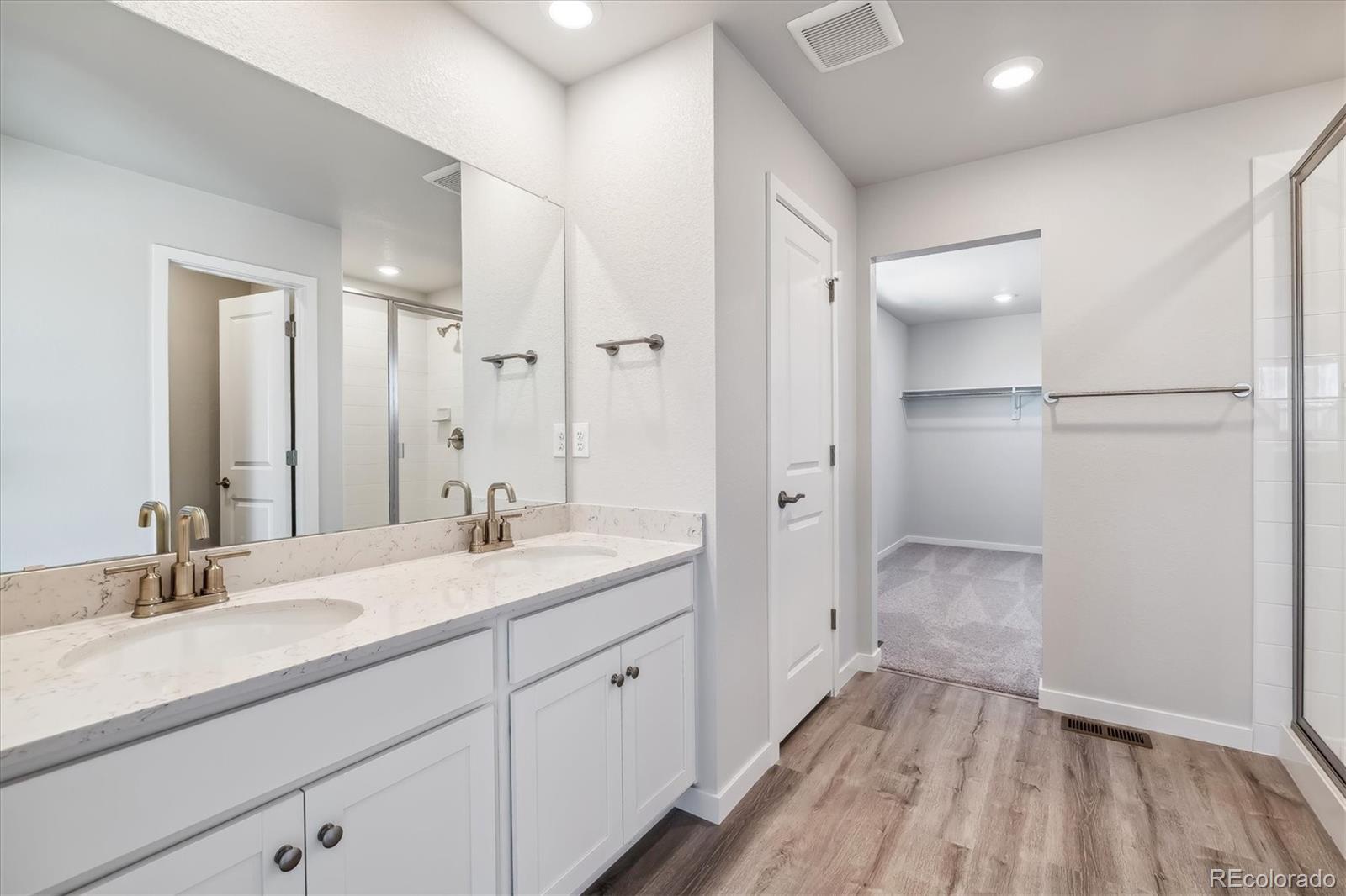 MLS Image #23 for 20255 e 58th place,aurora, Colorado