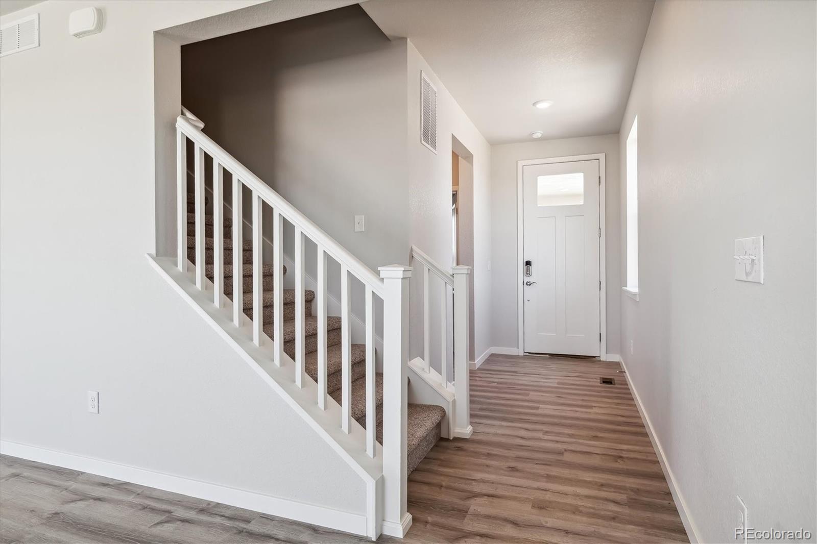 MLS Image #4 for 20255 e 58th place,aurora, Colorado