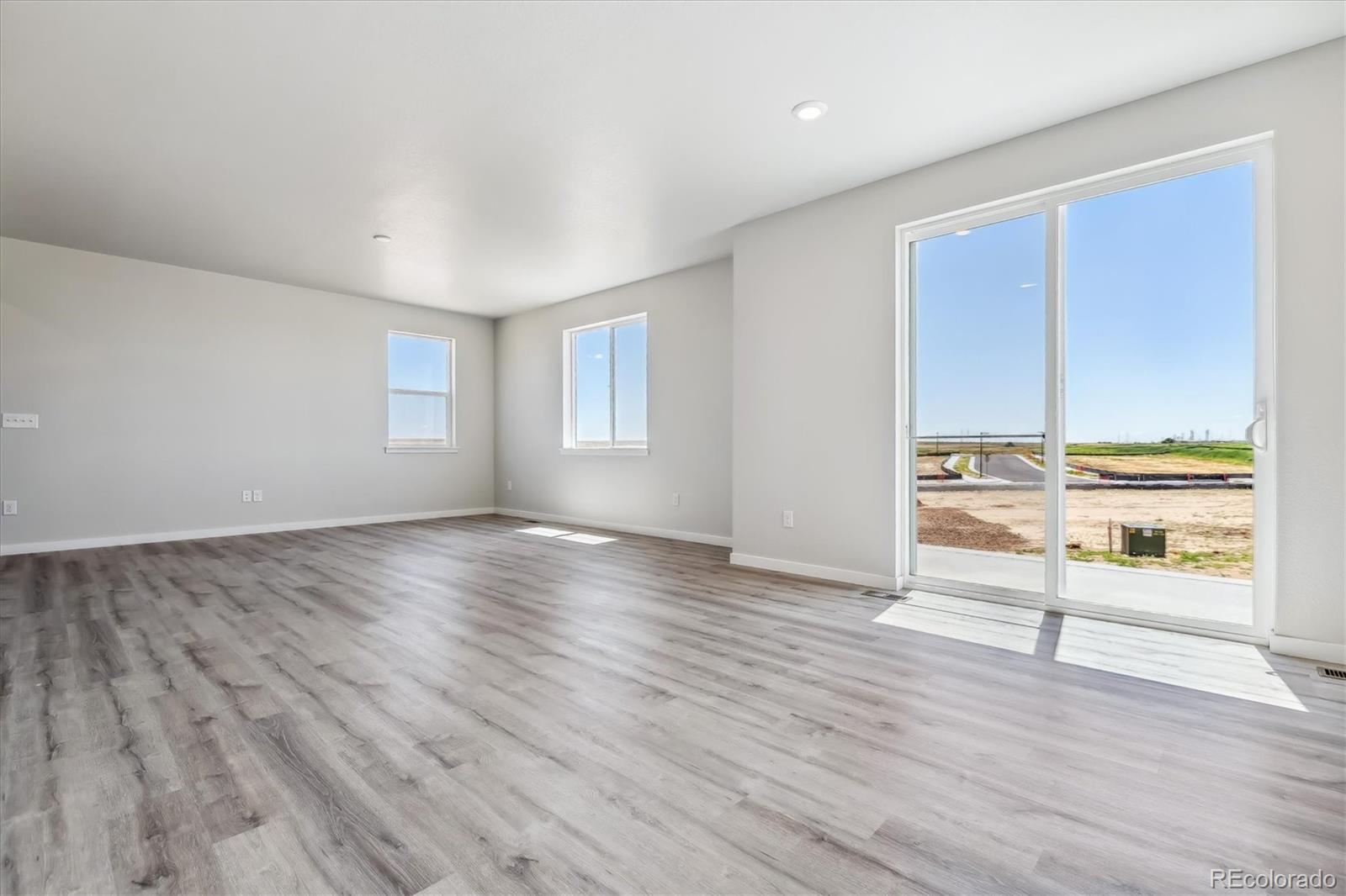 MLS Image #7 for 20255 e 58th place,aurora, Colorado