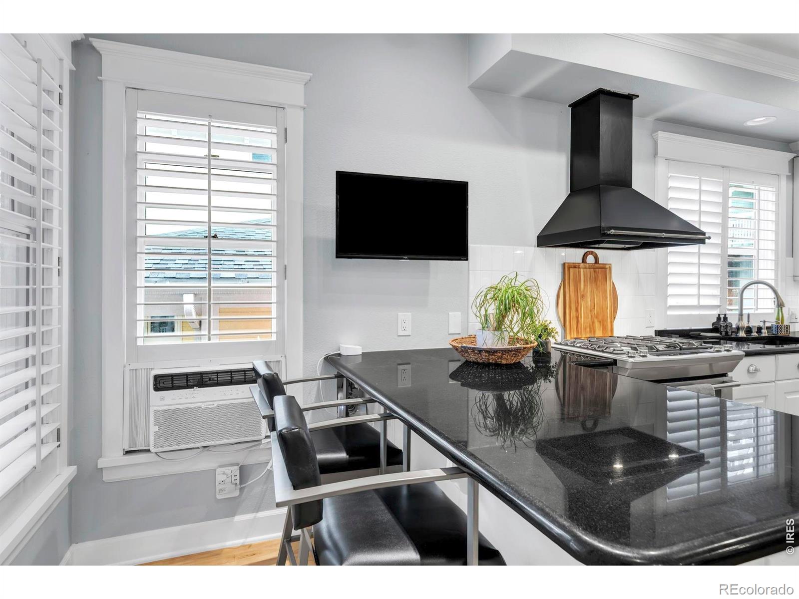 MLS Image #14 for 2219  14th street,boulder, Colorado
