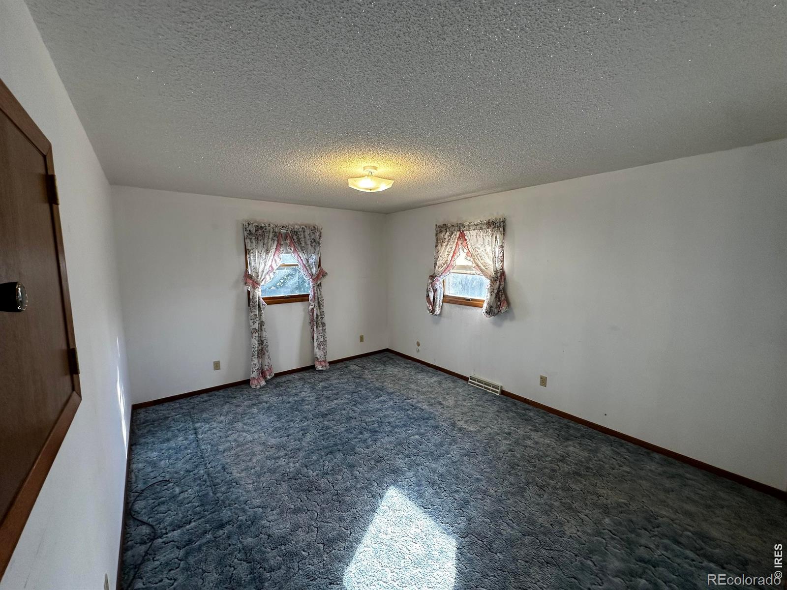 MLS Image #14 for 414 s washington street,otis, Colorado