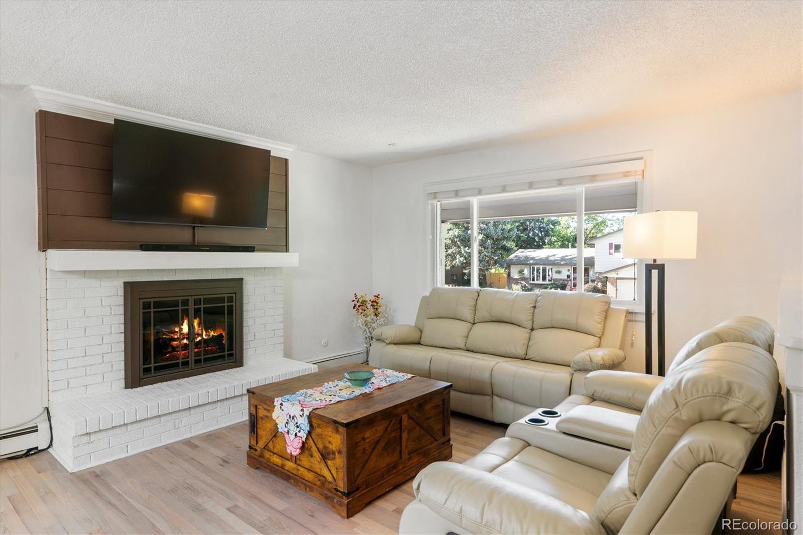 MLS Image #2 for 553 w easter avenue,littleton, Colorado