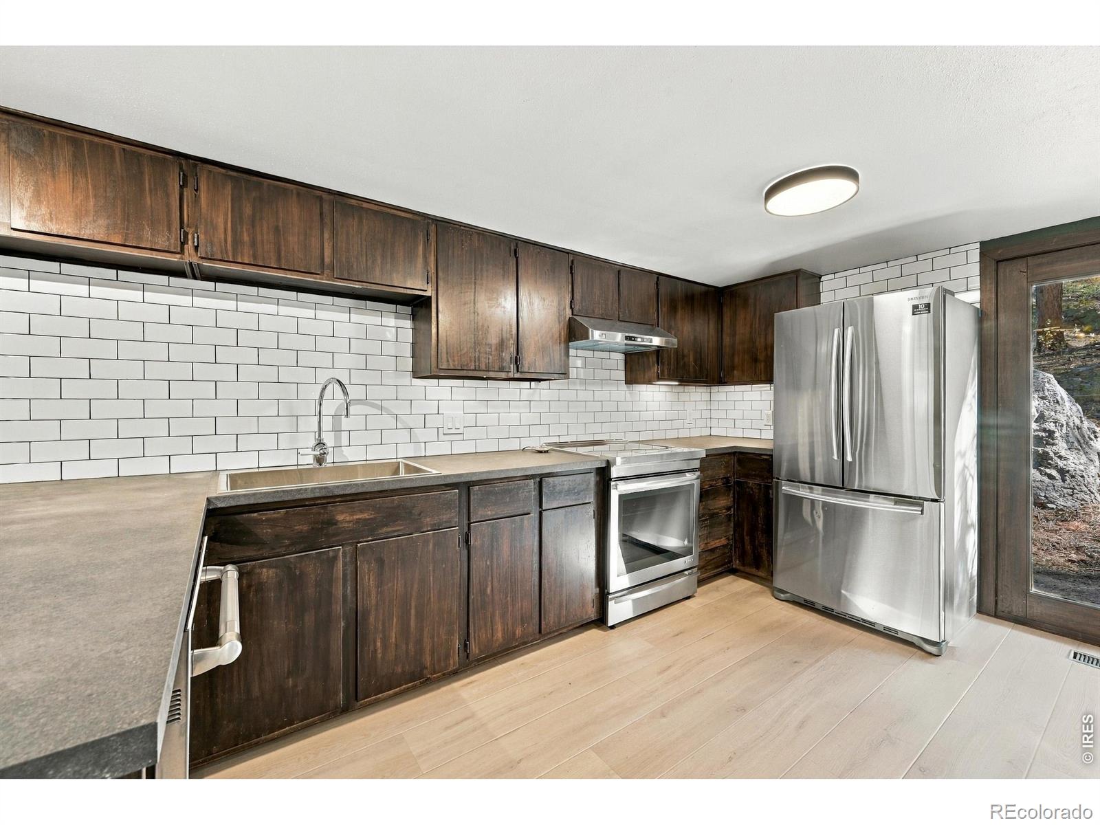MLS Image #8 for 204  waltonia road,drake, Colorado