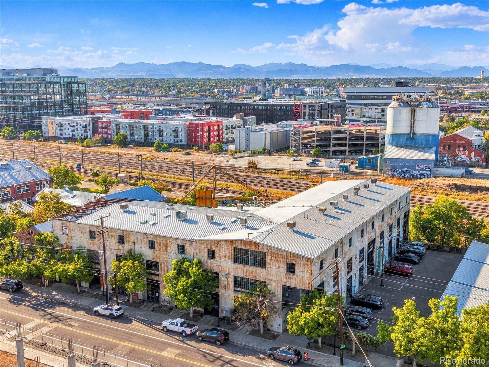 MLS Image #29 for 3377  blake street 205,denver, Colorado