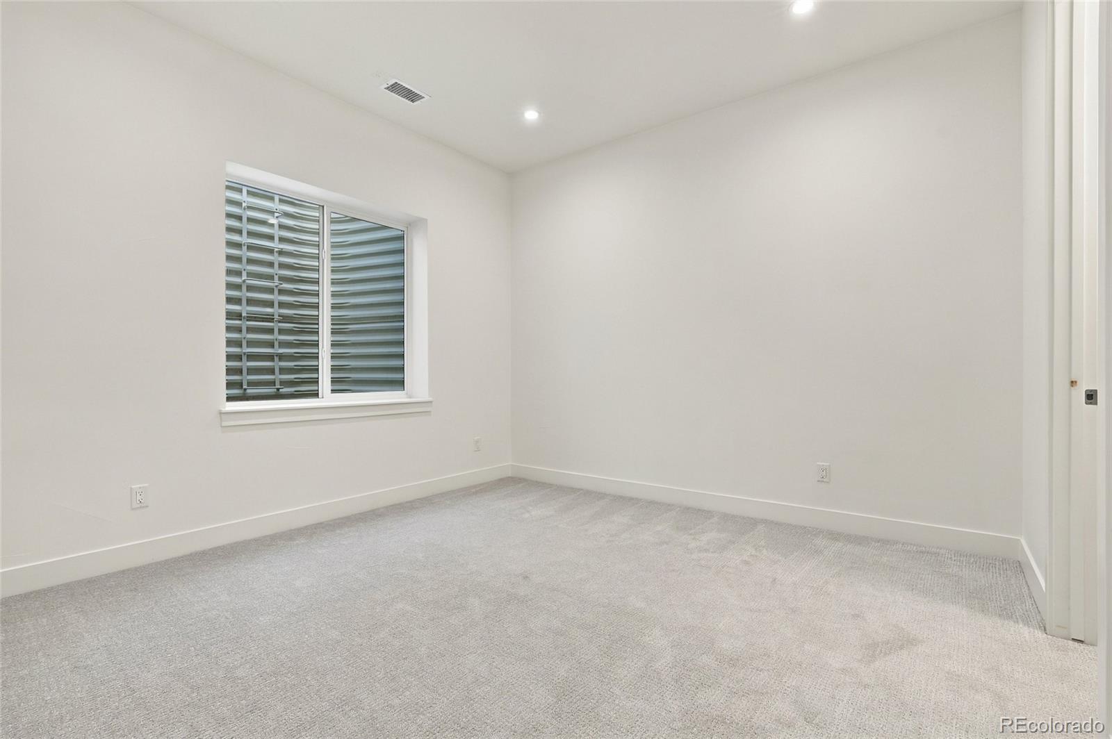 MLS Image #41 for 235  madison street,denver, Colorado