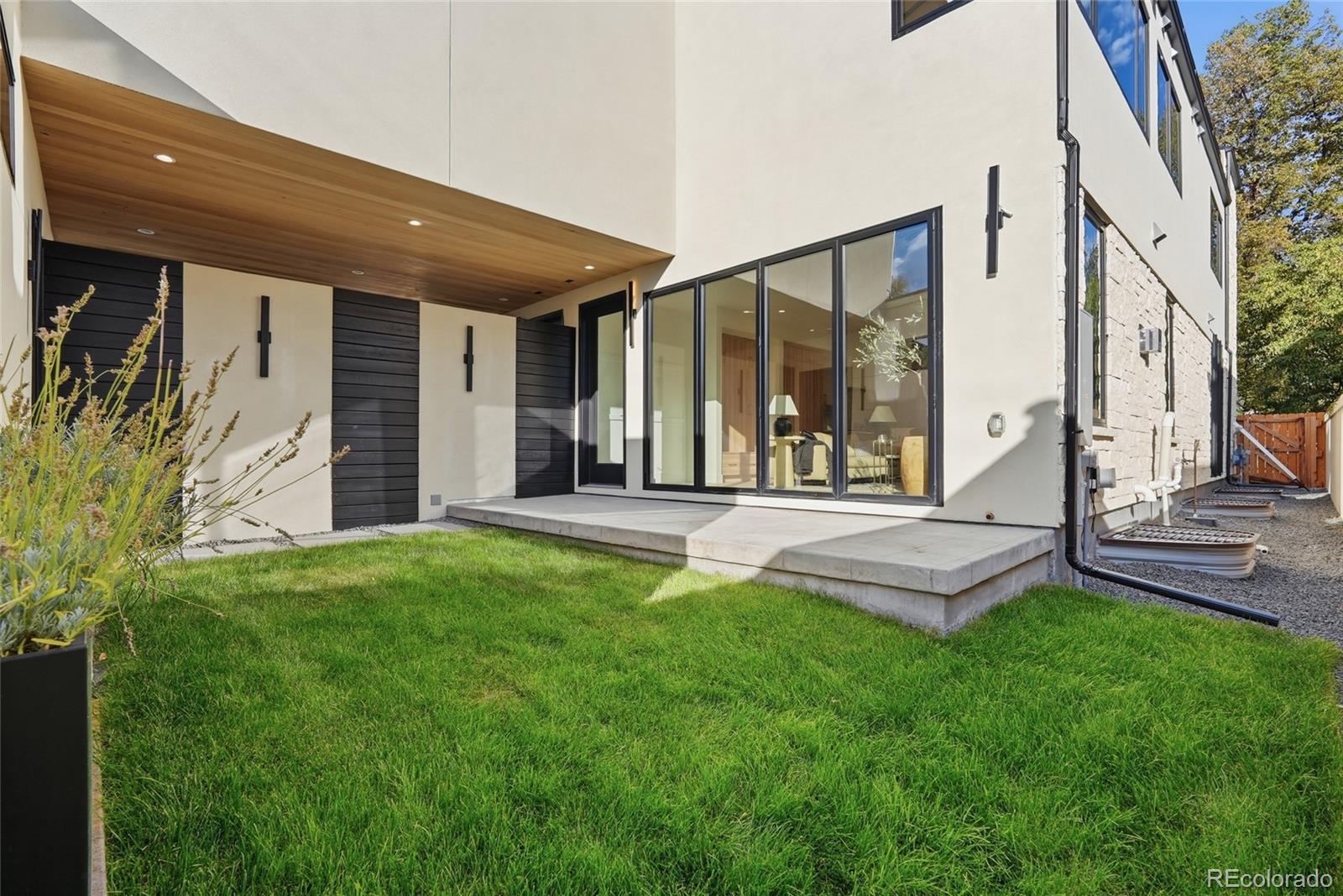 MLS Image #43 for 235  madison street,denver, Colorado