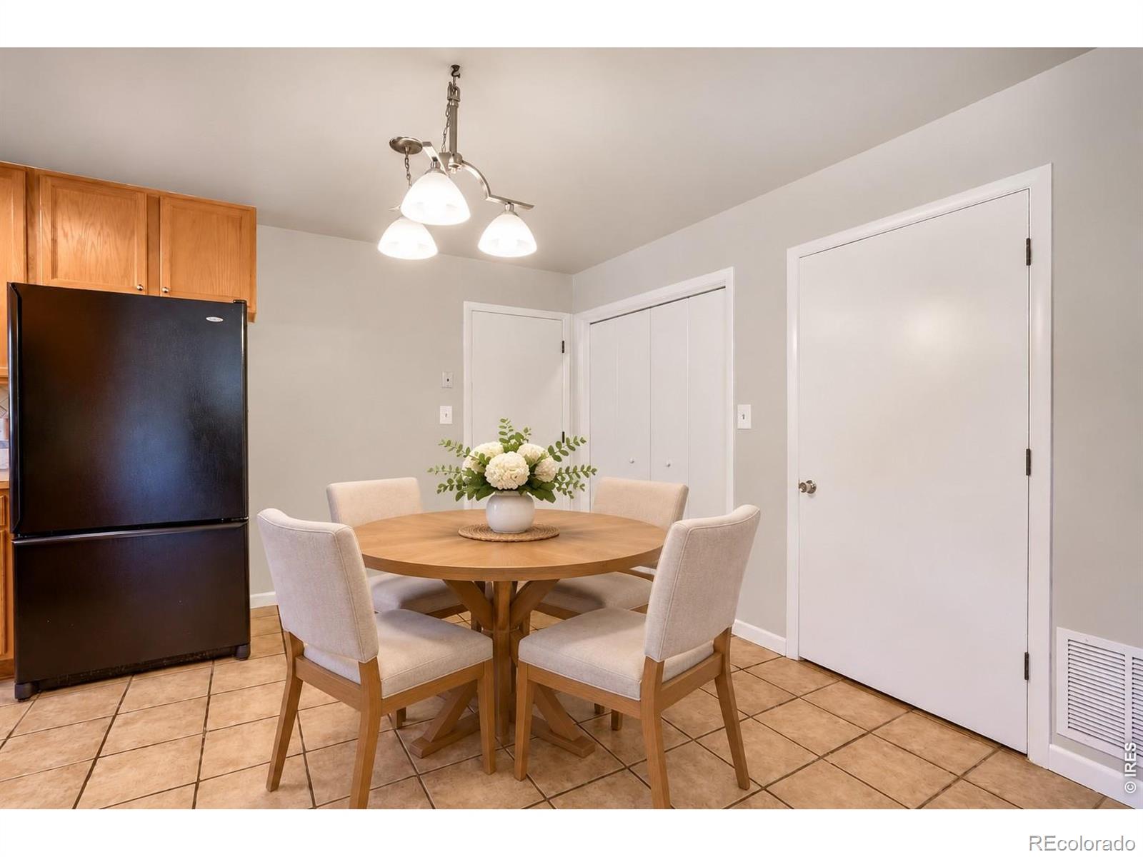 MLS Image #7 for 538  2nd street,loveland, Colorado